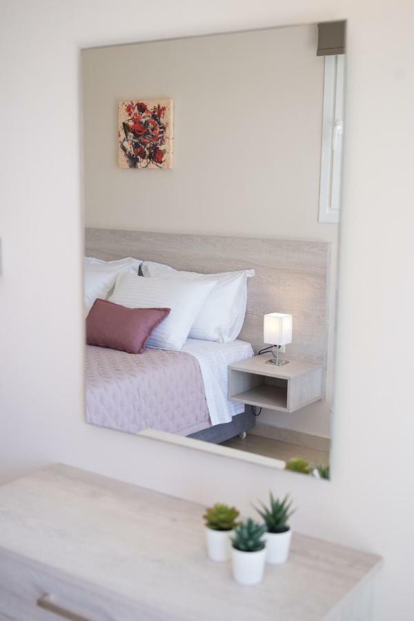 Rose Maisonette Razáta Dış mekan fotoğraf